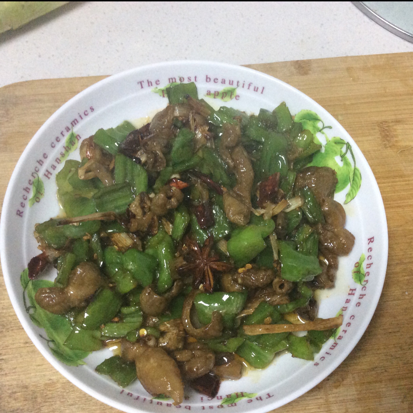 红烧青椒肥肠
