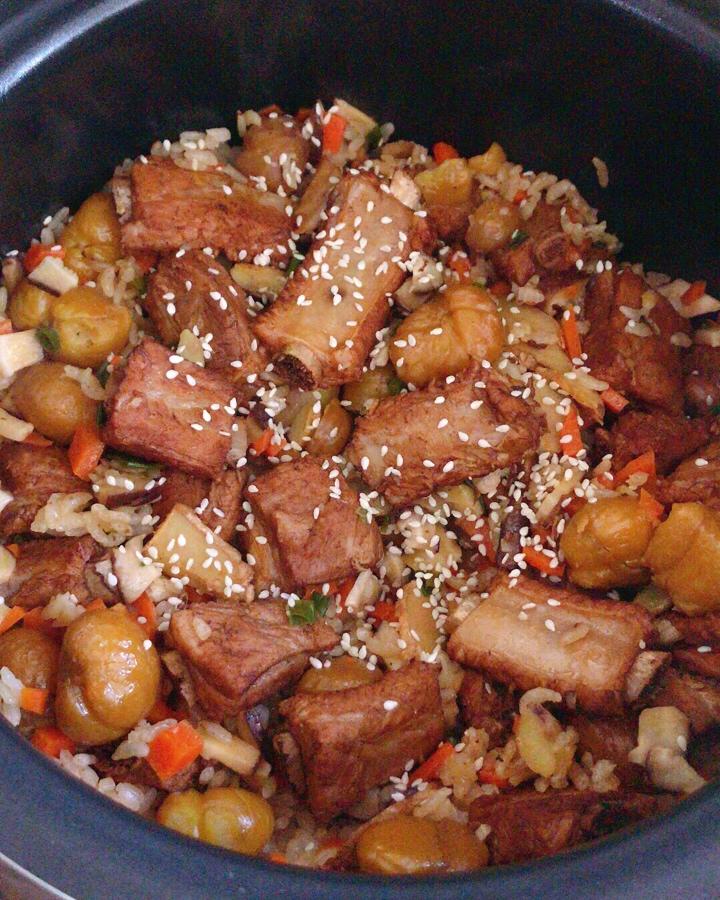 排骨板栗糯米焖饭￨地表最强最好吃