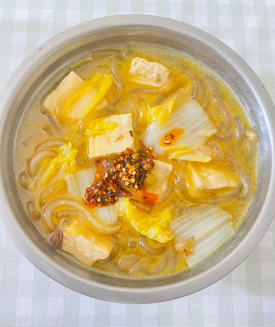 简单好吃的娃娃菜炖冻豆腐
