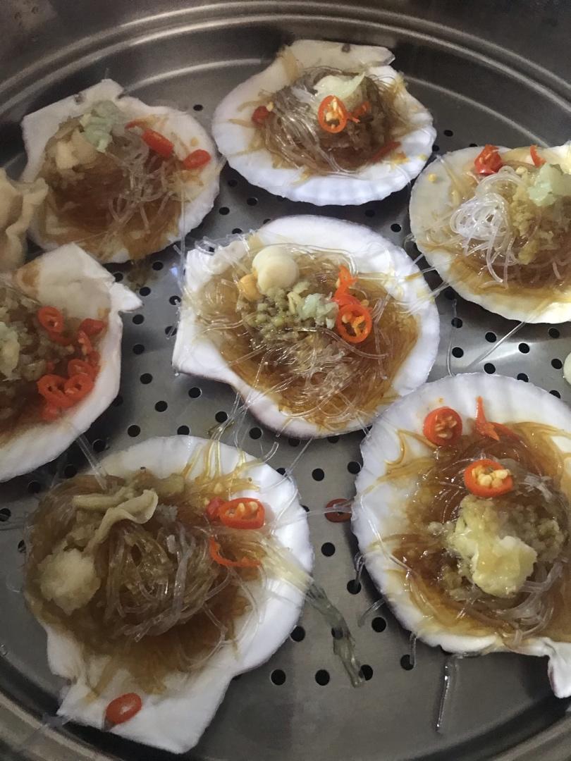 蒜蓉粉丝蒸扇贝