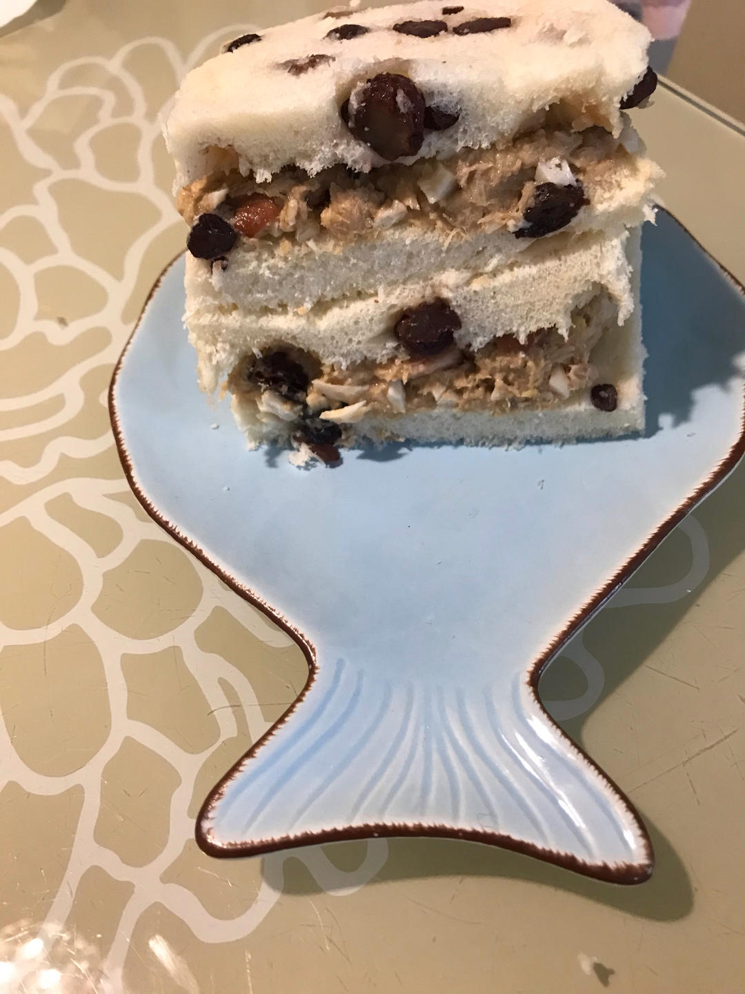 金枪鱼鸡蛋三明治