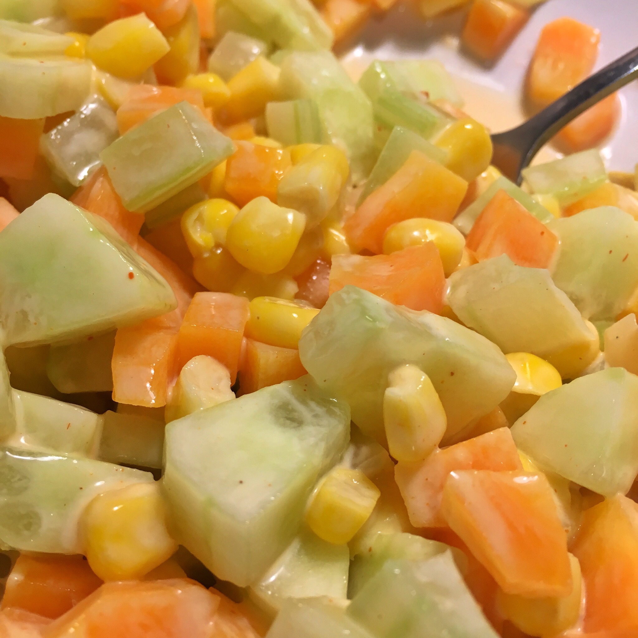 超简单 玉米蔬菜丁沙拉