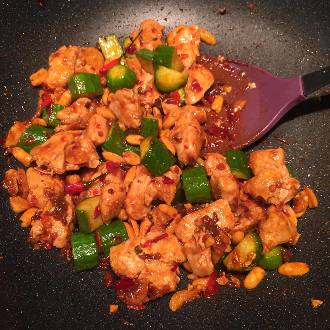 【中餐厅】亮大厨教做宫保鸡丁『多图详解』