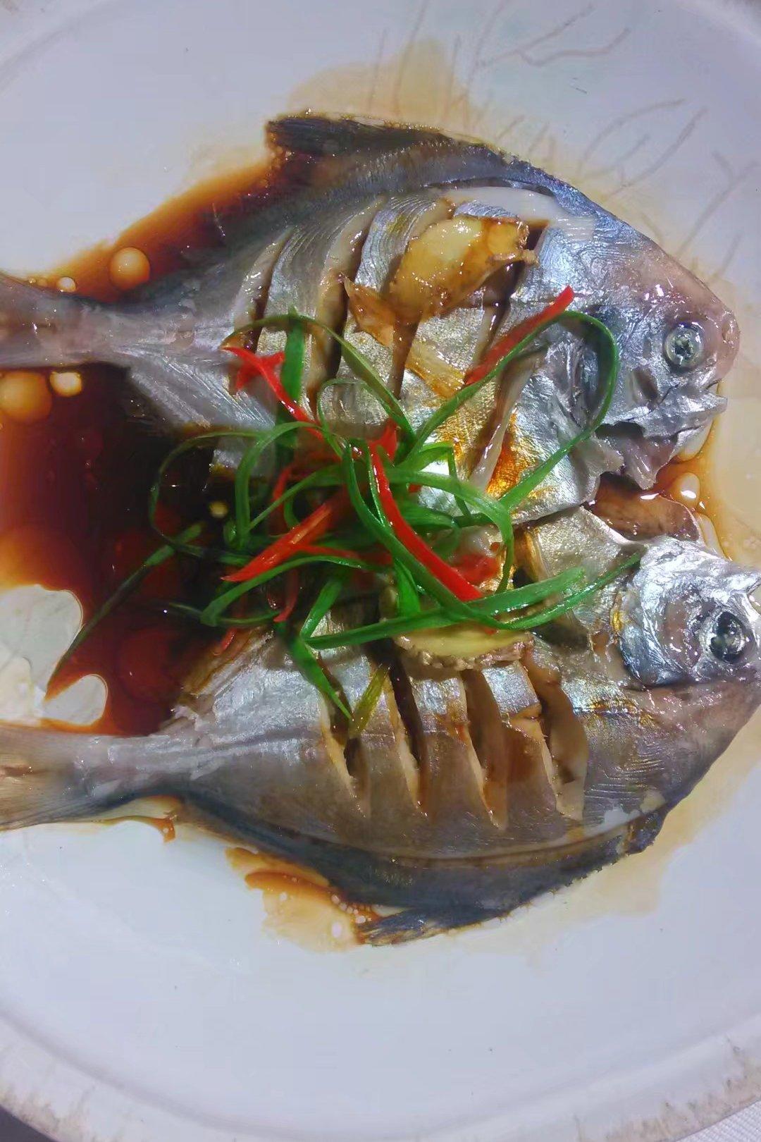 清蒸鲳鱼