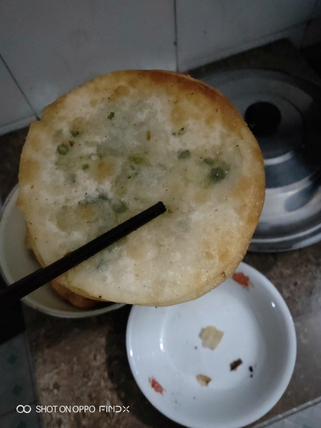 葱油饼（饺子皮版）