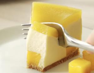 无需烤箱#简单易做的低糖芒果酸奶慕斯蛋糕～一起吃来大块芒果吧～的做法 步骤27