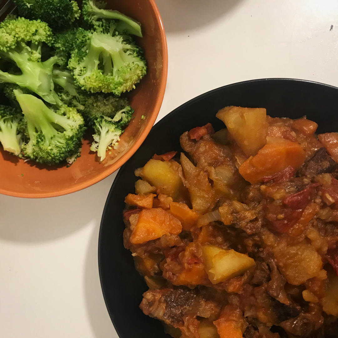 番茄土豆炖牛腩