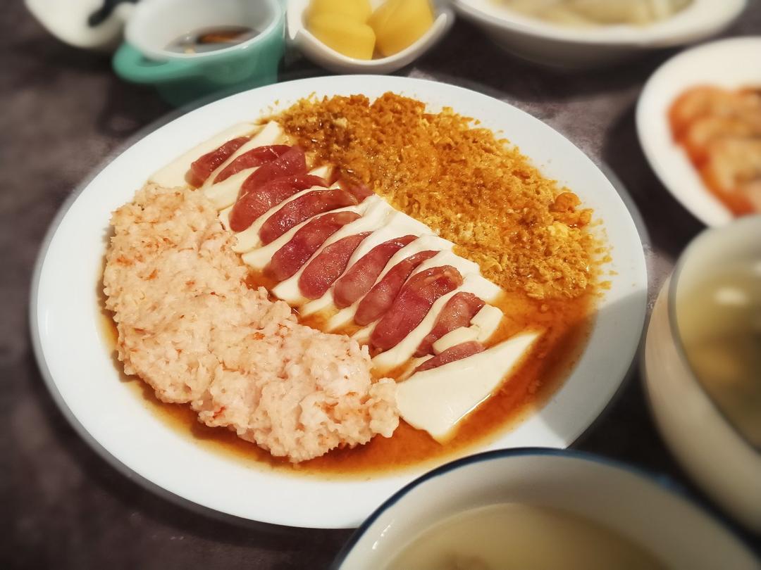 金沙虾仁豆腐蒸蛋—高颜值