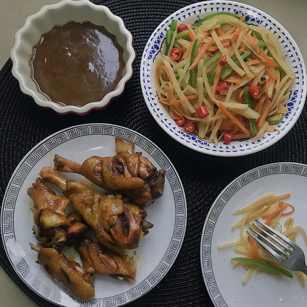 🔥好吃到飙泪的秘汁多汁蒜香鸡腿，鲜嫩到流口水。