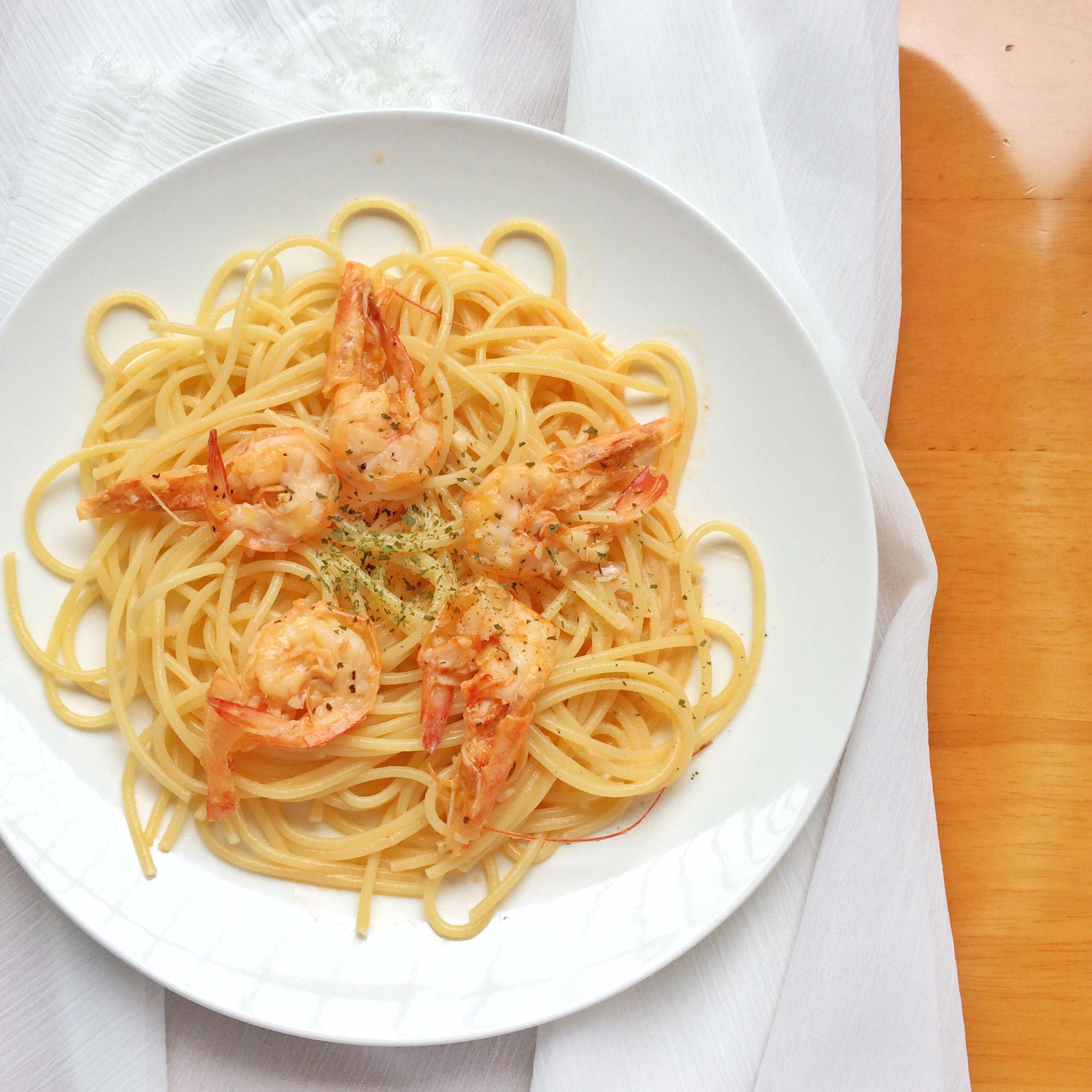 肉包烧酒瑞瑞卡做的芝士焗龙虾伊面铺底