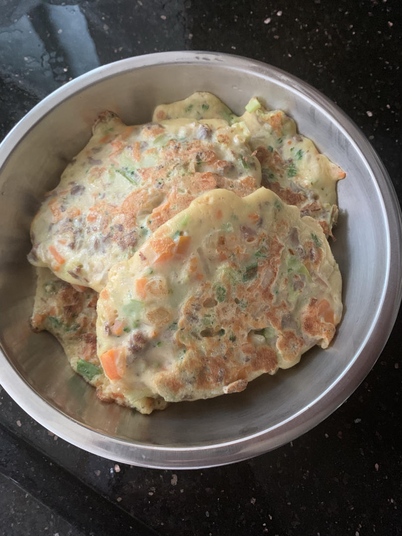 宝宝辅食蔬菜牛肉鸡蛋饼