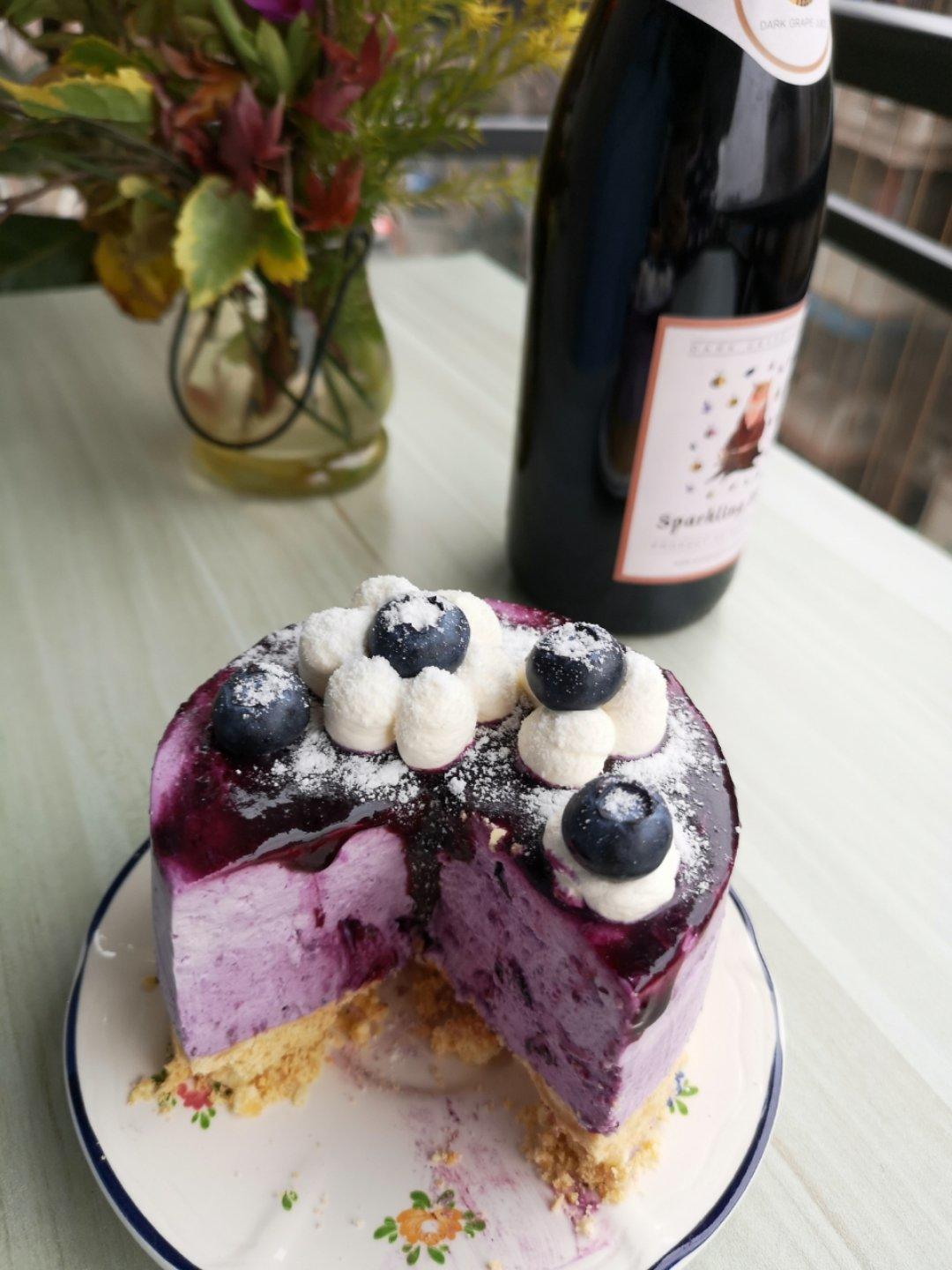 大头饭做的《tinrry下午茶》教你做蓝莓益力多慕斯