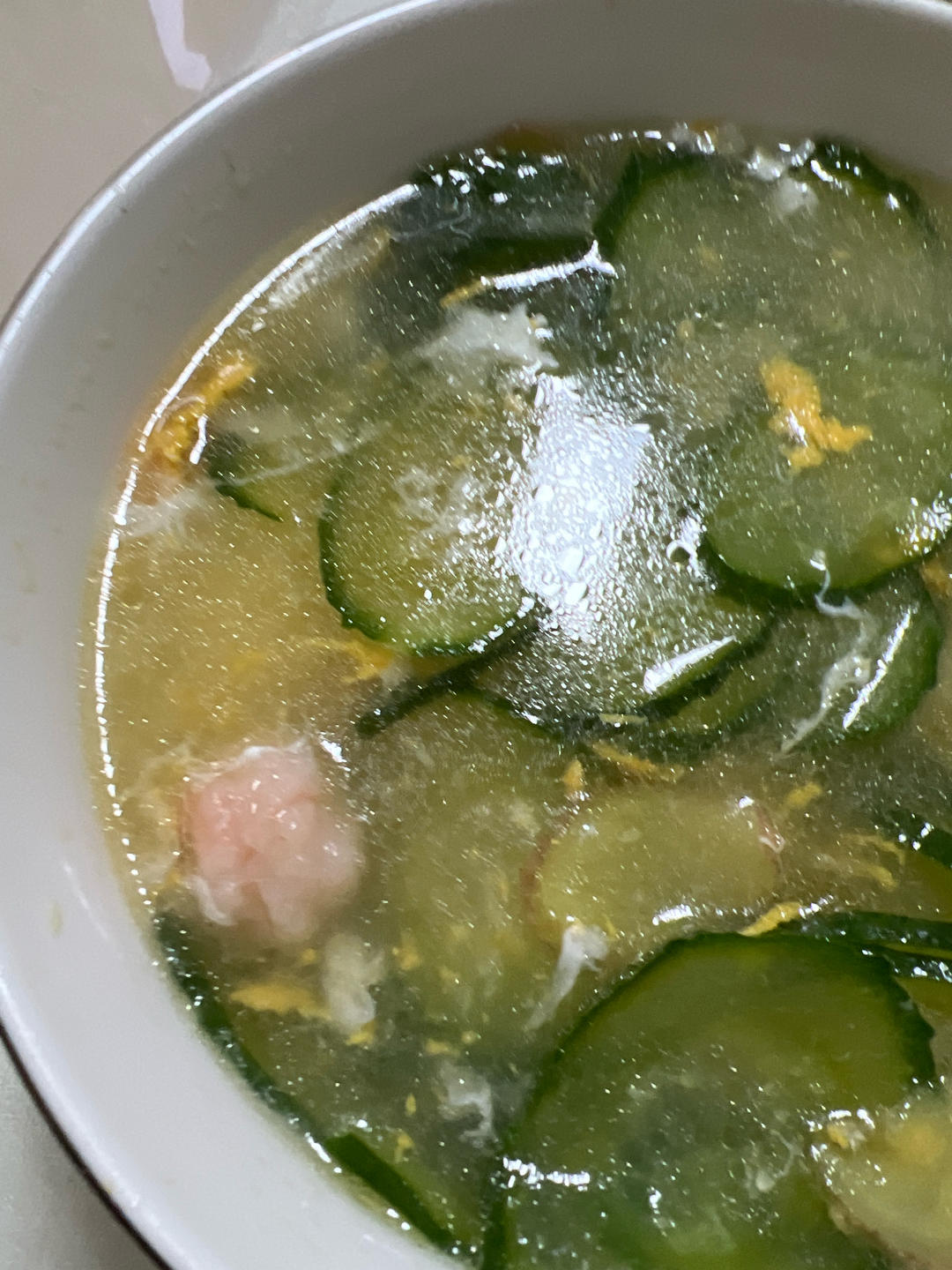 低卡饱腹、鲜美又爽口的黄瓜虾滑汤，减脂必备