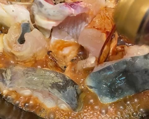 铁锅炖清江鱼的做法 步骤8