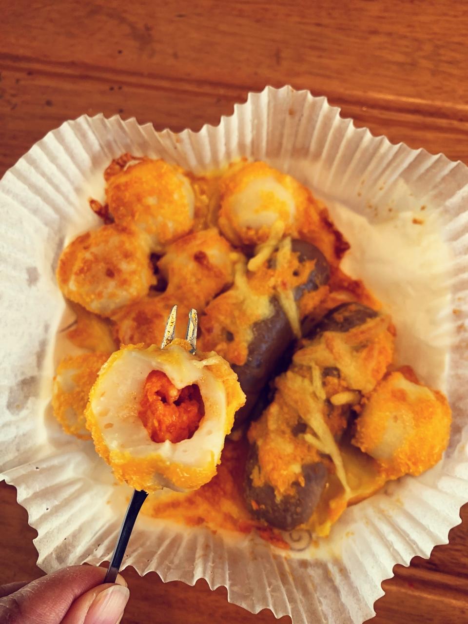 火锅食材再利用 金玉满堂芝士鱼丸的做法
