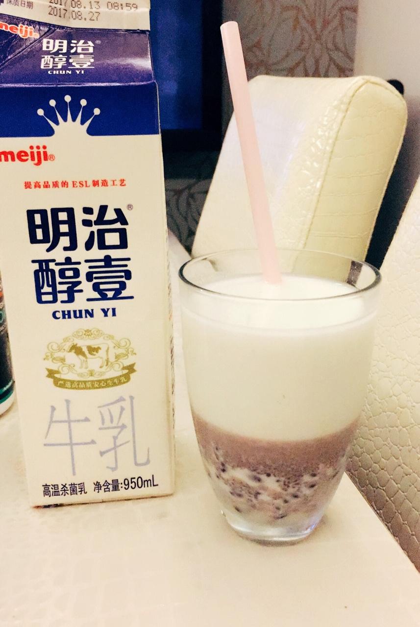 红豆牛奶