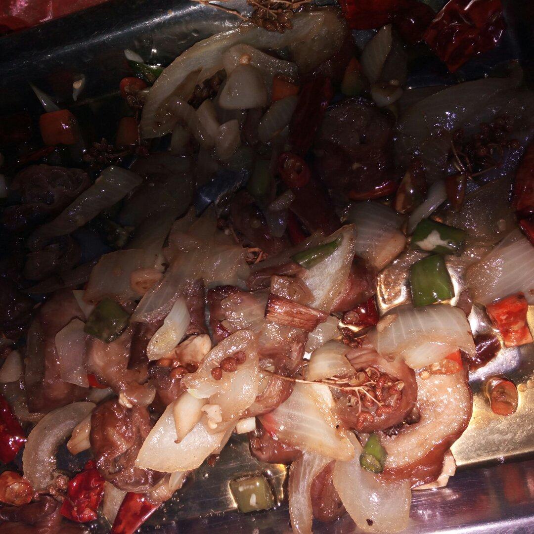 火爆肥肠