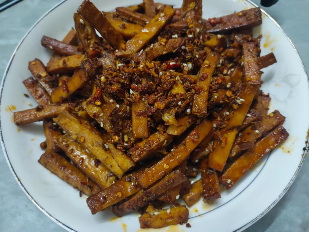 下饭佐酒野餐零食佳品—香辣豆腐干