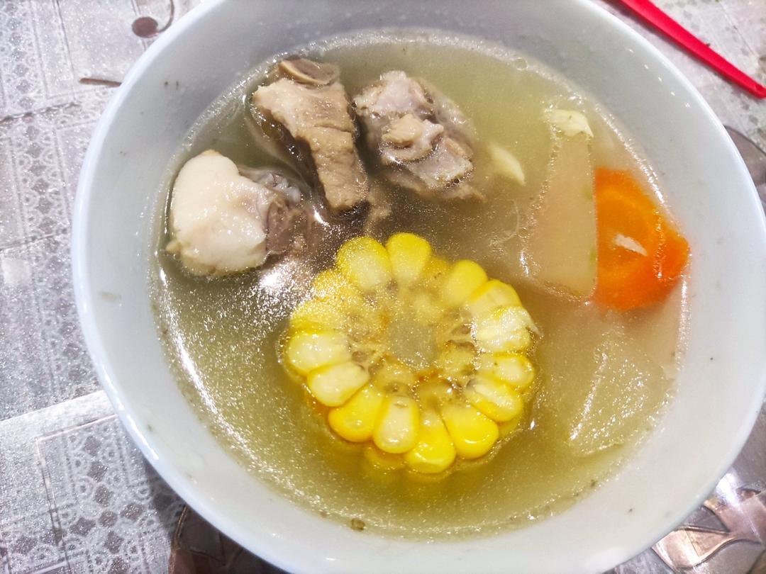 玉米排骨汤