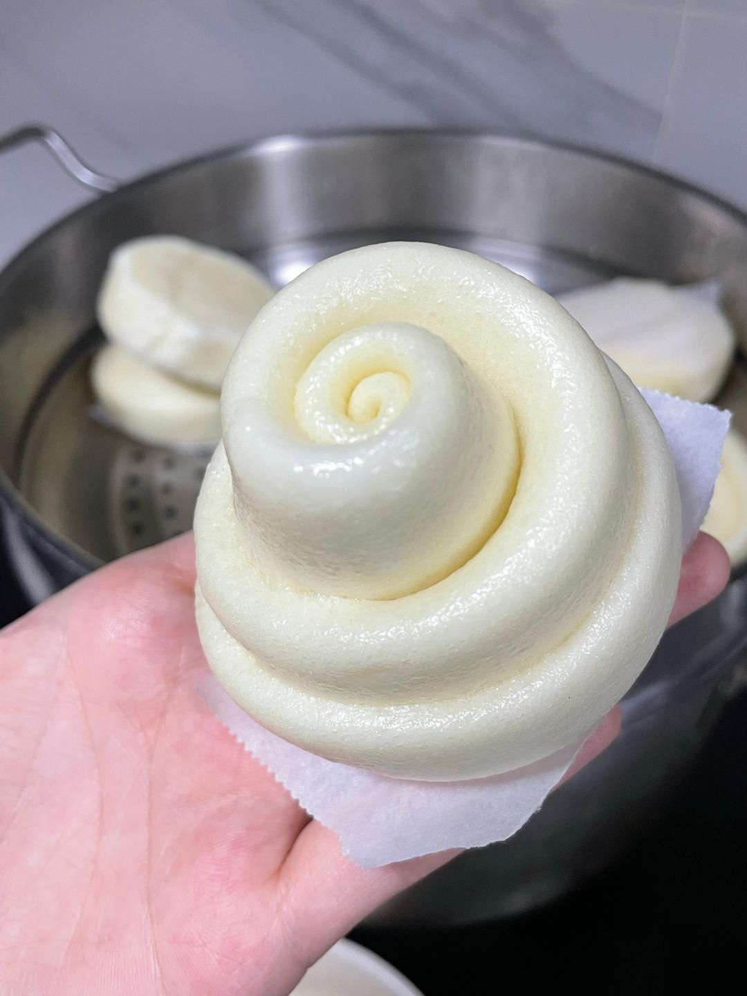 松软有嚼劲的奶香馒头