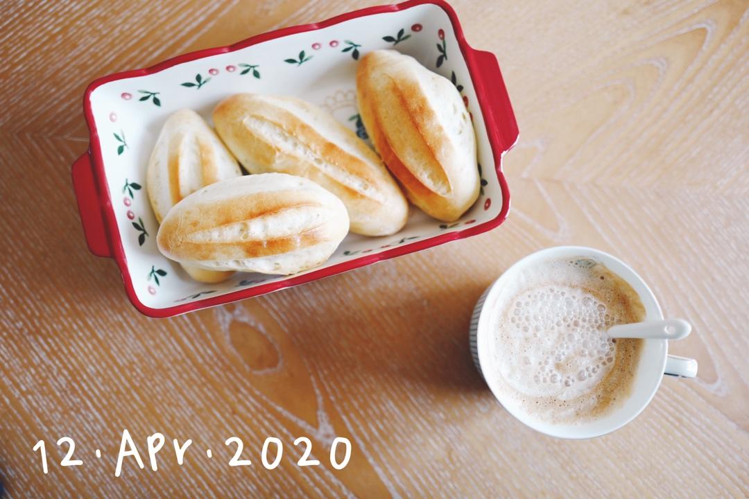 牛奶哈斯面包