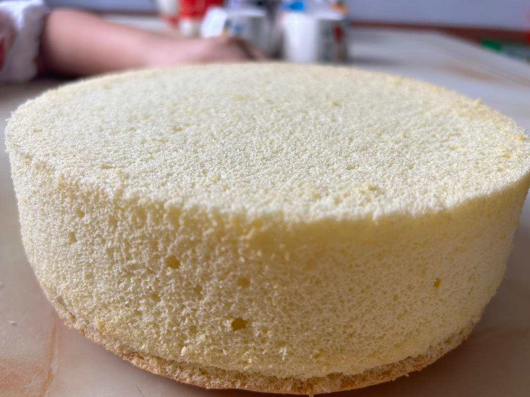 不凹底不塌陷的完美戚风蛋糕