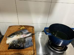 鲜到家的「奶白鱼头豆腐汤」的做法 步骤6