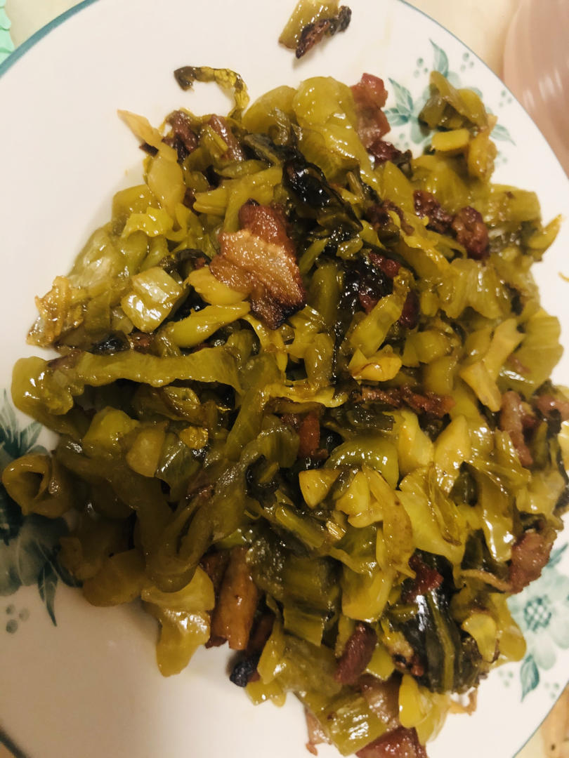 五花肉炒酸菜