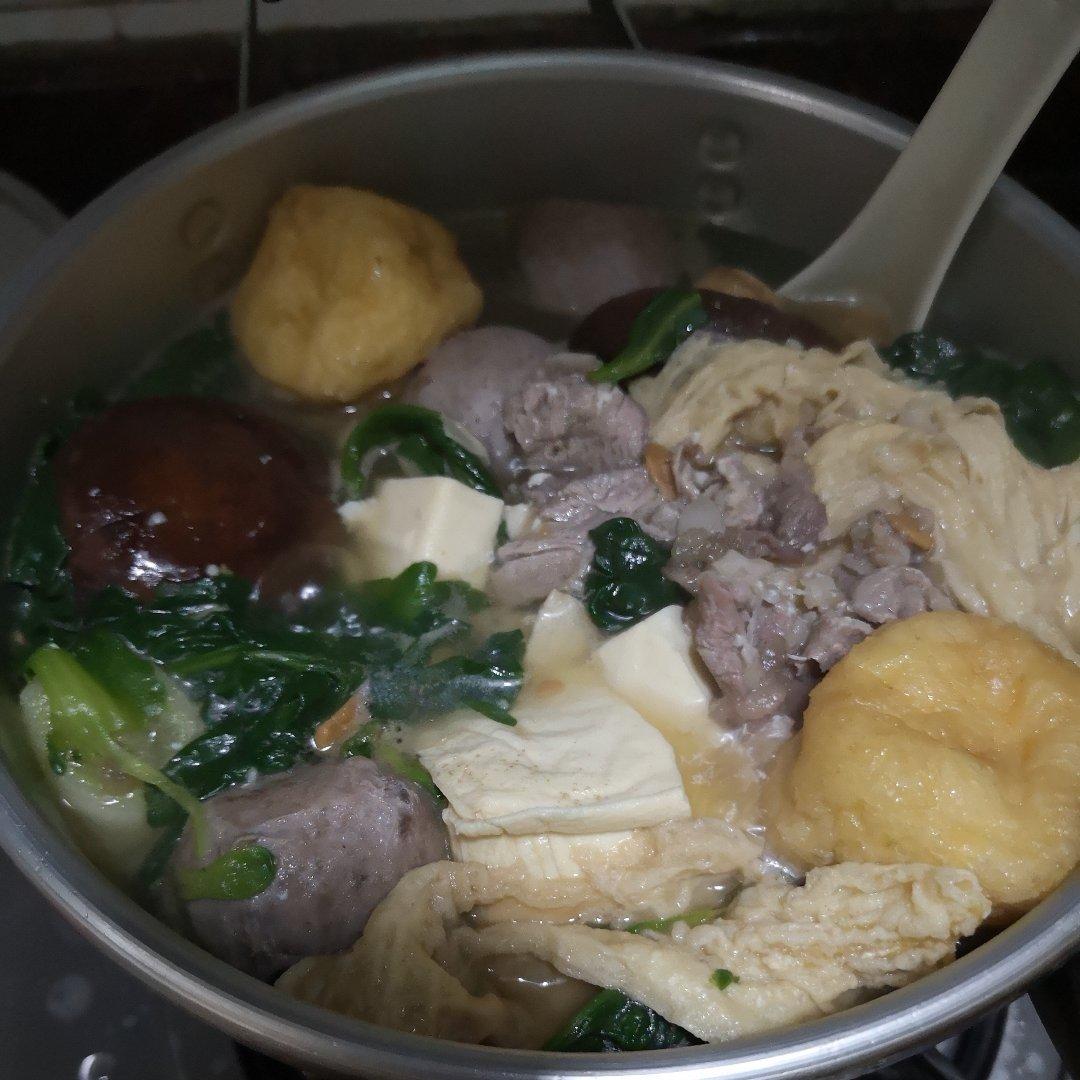 鲜菌肥牛锅