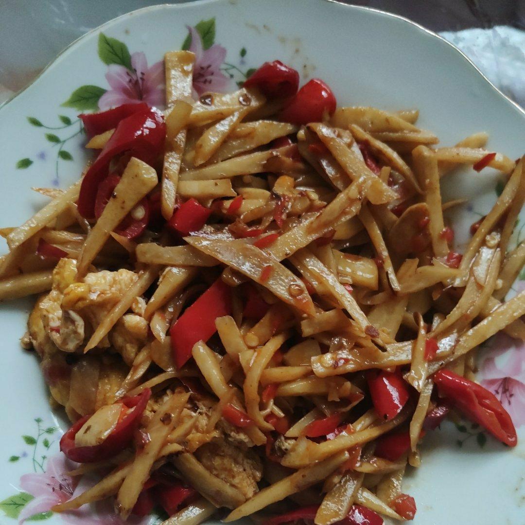 黄瓜炒鸡蛋（内附菱形切法）