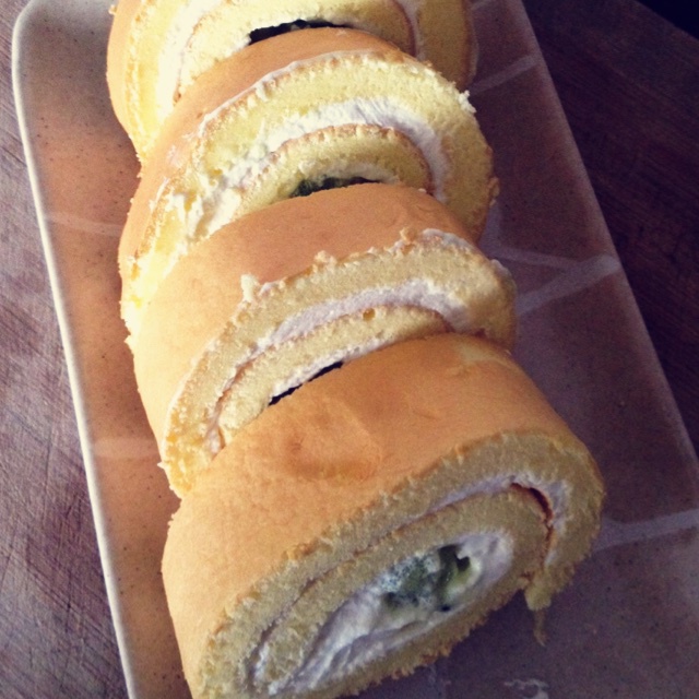 烫面草莓蛋糕卷