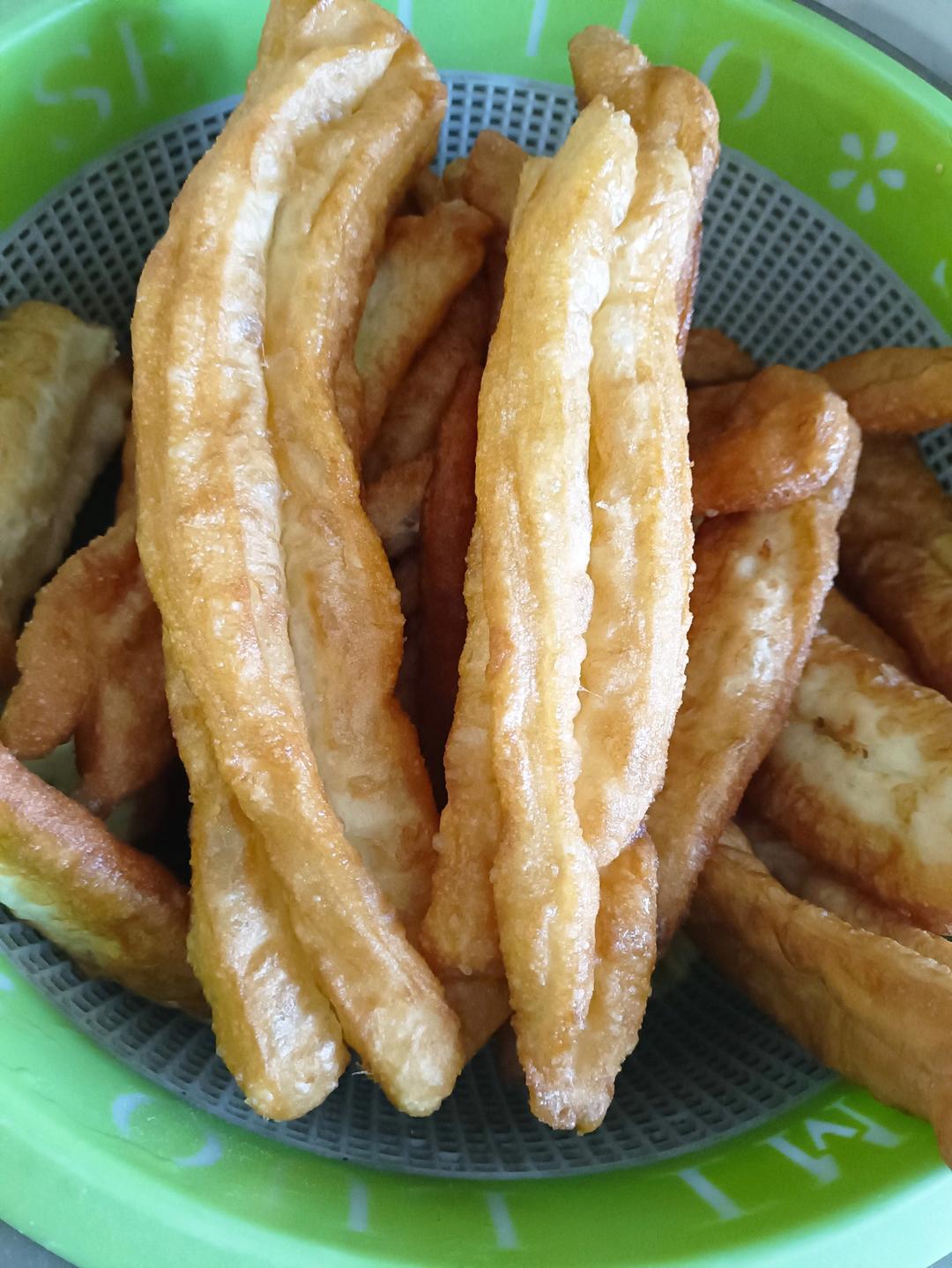 快手早餐～自制油条（酵母版，不含泡打粉、膨松剂）