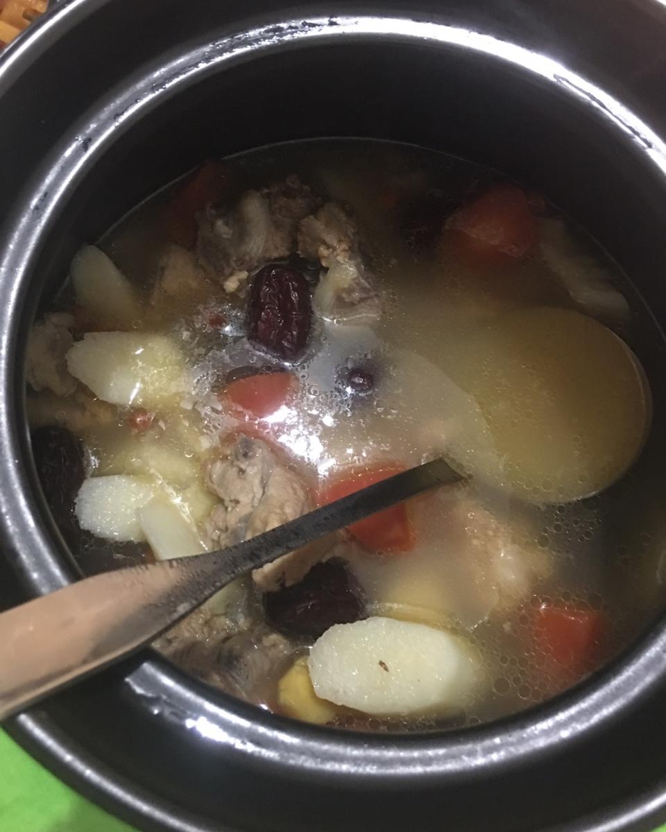 厨师长教你：“山药排骨汤”的家常做法，营养又美味