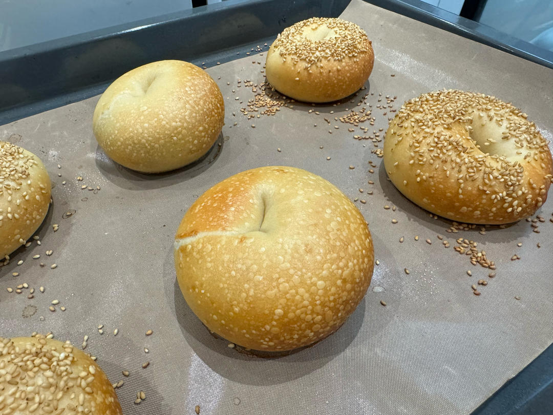 原味贝果🥯/黑芝麻贝果🥯