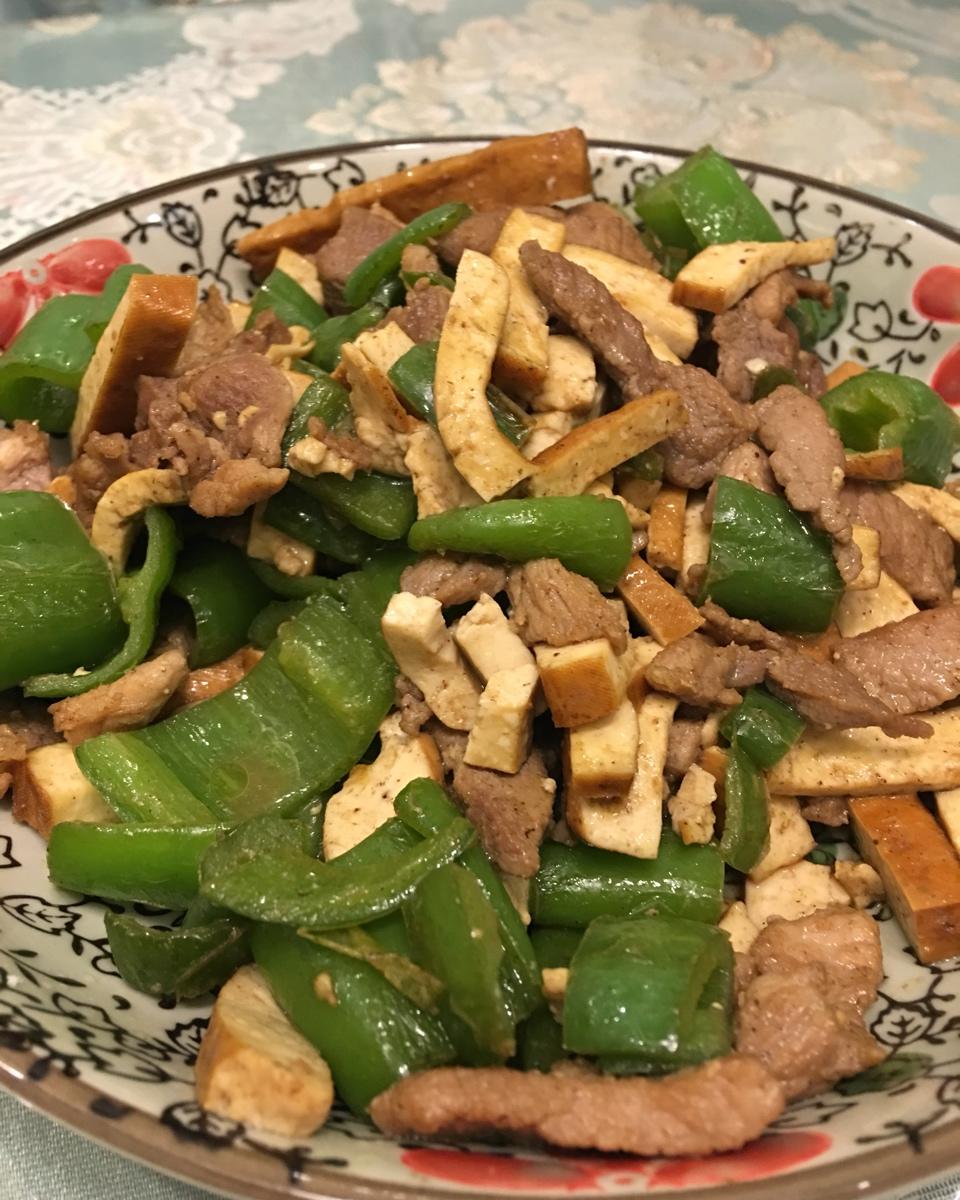 青椒肉丝炒香干