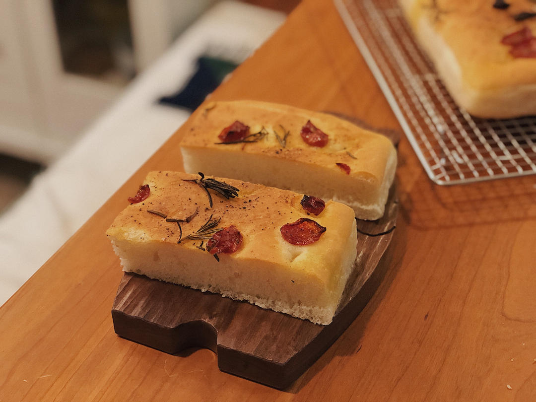 太美腻～油渍番茄佛卡夏