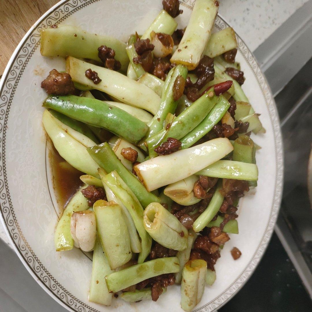 豆角炒肉