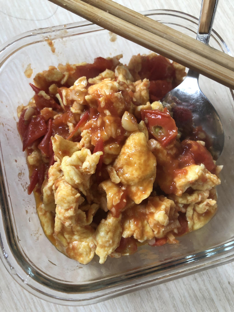 番茄炒鸡蛋（超浓的番茄味）