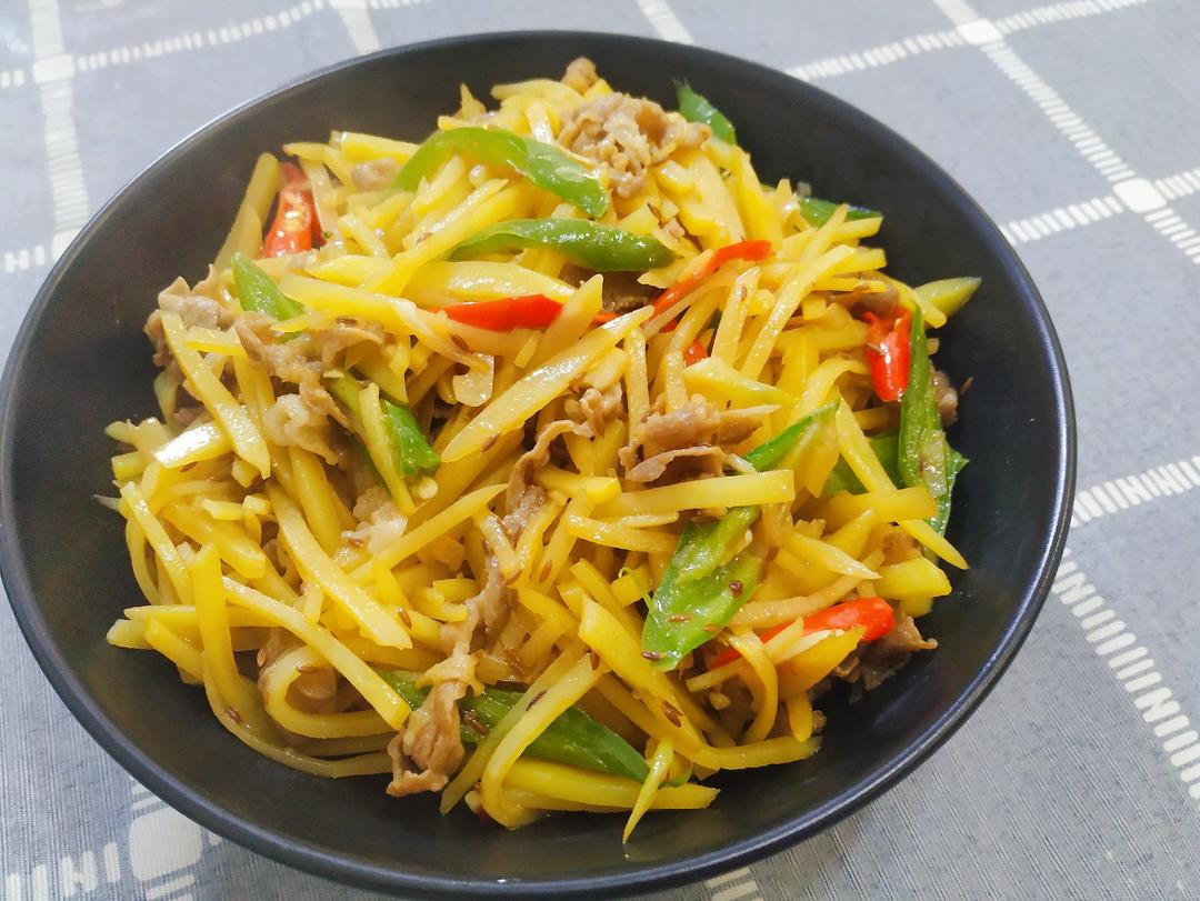 孜然羊肉炒土豆丝