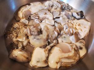 海蛎肉豆腐汤的做法 步骤1