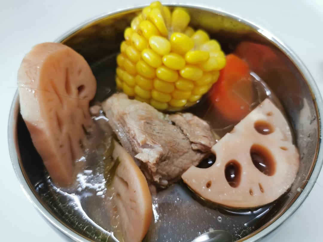 山药玉米排骨汤(超简单)