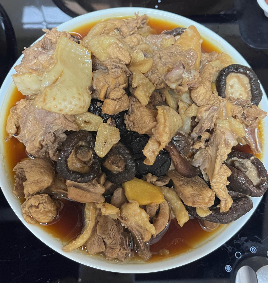 香菇炒鸡（香菇滑鸡）