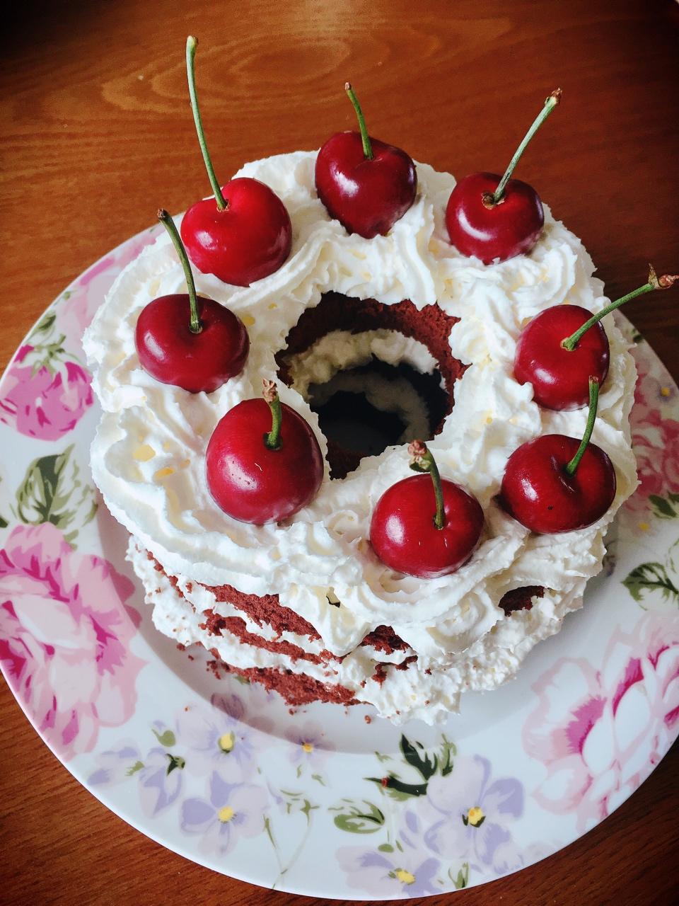 草莓的圆舞曲-巧克力裸蛋糕