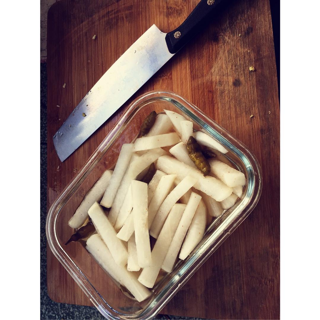 酸甜脆爽腌萝卜