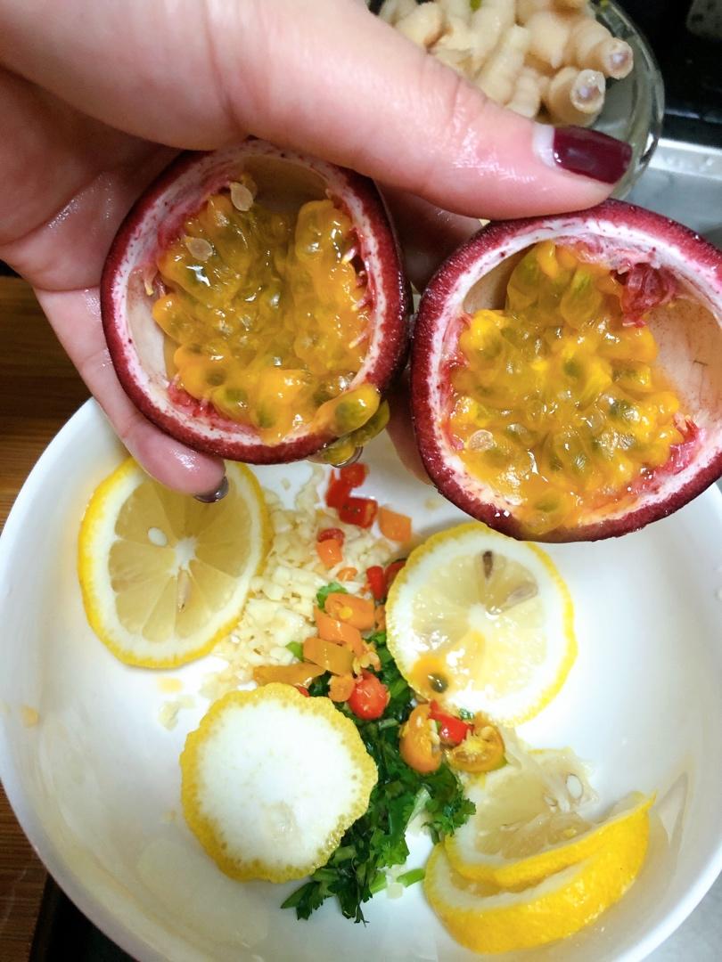柠檬泡椒鸡爪