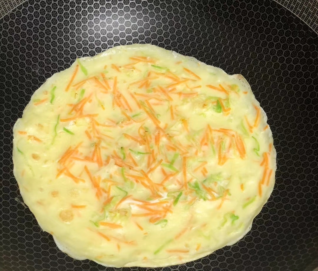 胡萝卜鸡蛋煎饼的做法
