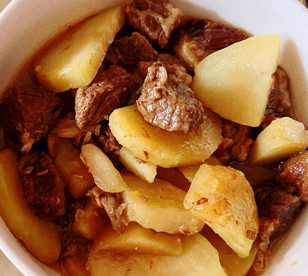 土豆焖牛腩