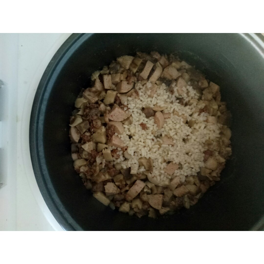 电饭锅煲仔饭