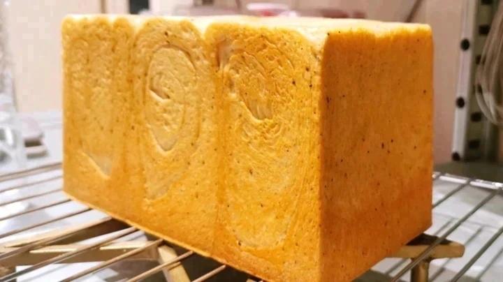 拿铁咖啡风味全麦吐司🍞疯狂消耗淡奶油‼️
