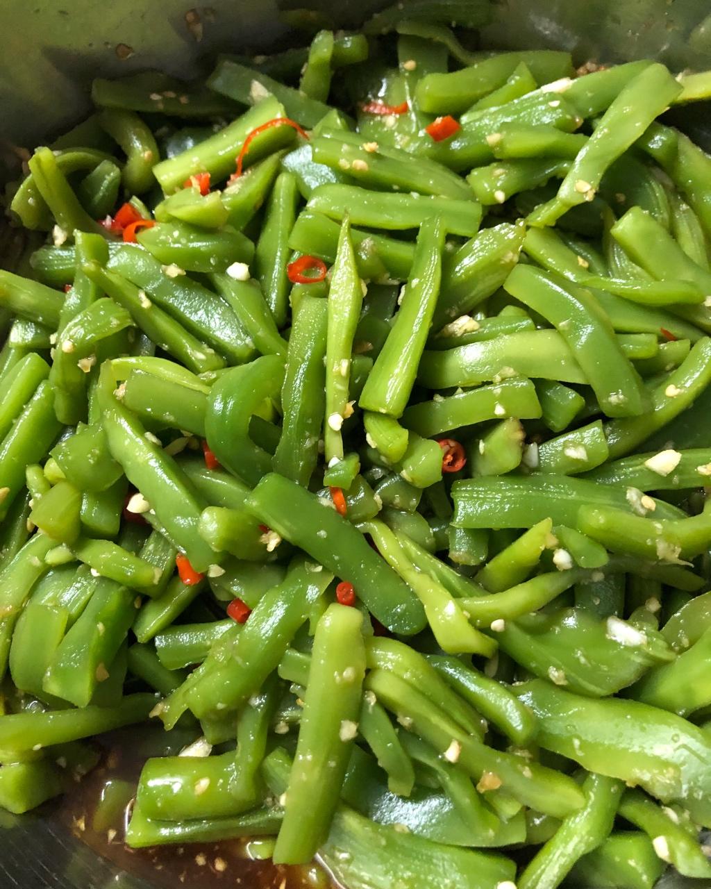 偶是吃货偶怕谁哦做的小米辣腌莴笋青笋